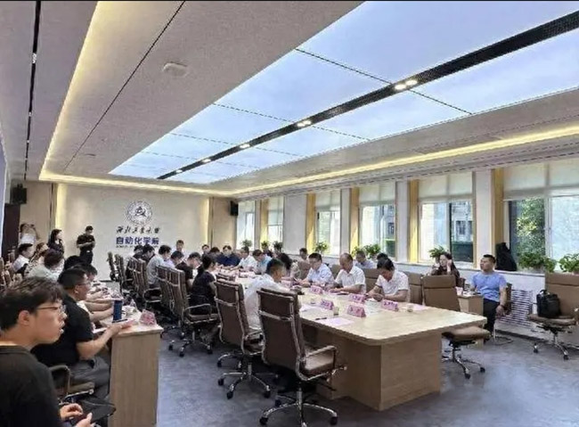 西安西瑪電機與西北工業(yè)大學開展“雙進”活動，共推科技創(chuàng)新與產(chǎn)業(yè)升級